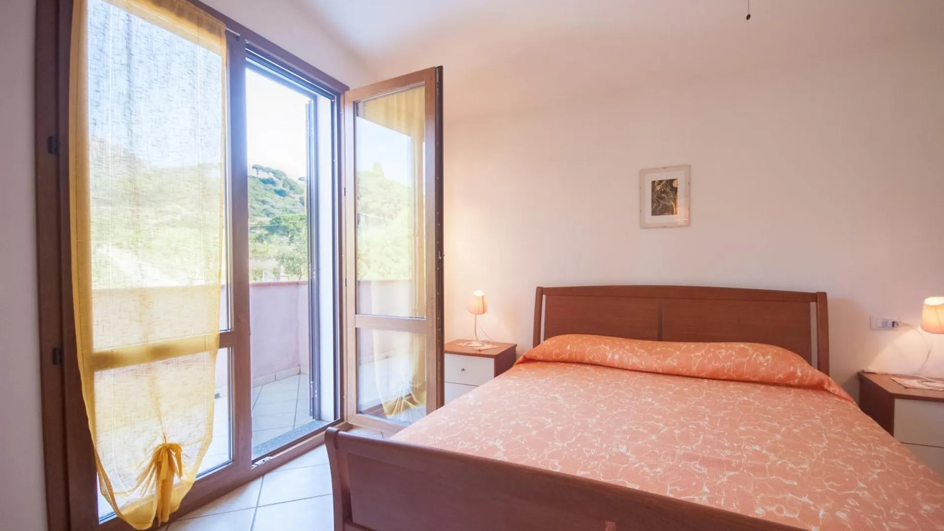 Apartment Appartamento Paolo A Porto Azzurro